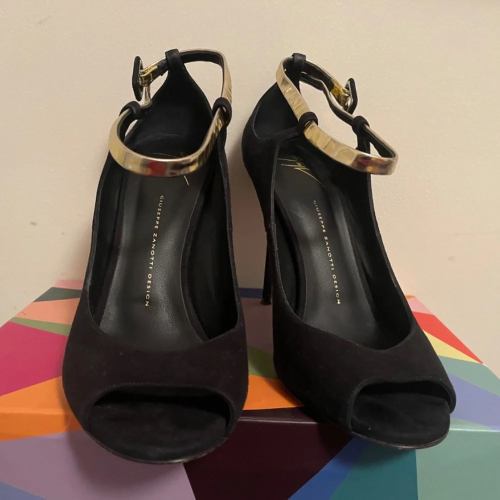 Giuseppe Zanotti heels - Picture 3 of 9